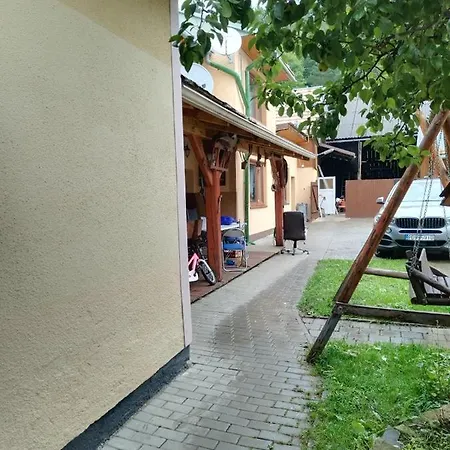 Sisi Domcek بيت للعطل *